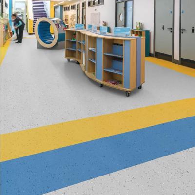 Китай Wear Resistant Rubber Floor Covering производитель